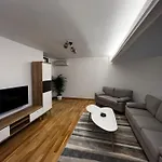 Boutique Apartments City Center