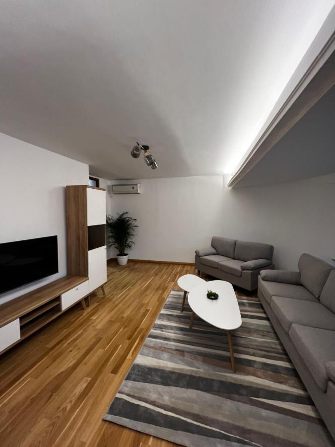 Boutique Center Apartment Brasov